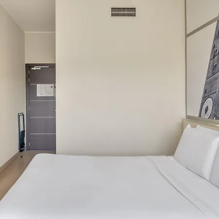B&B Hotel Cremona Hotel 3*