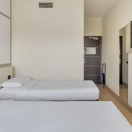 B&B Hotel Cremona Hotel 3*