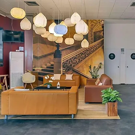 Hotel B&B Hotel Cremona 3*