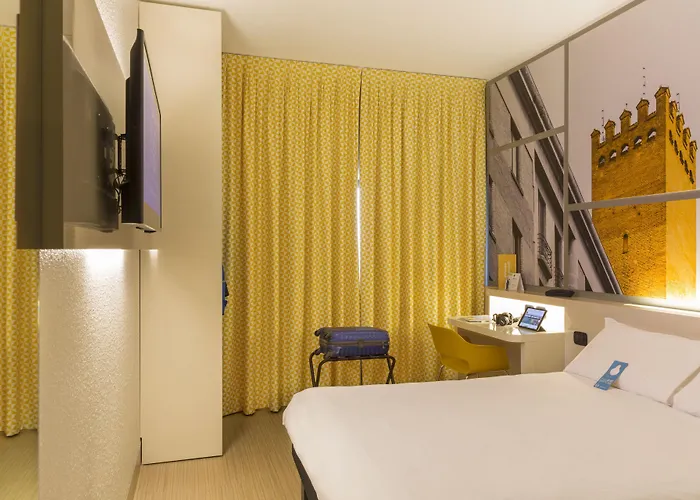 Hotel B&B Hotel Cremona 3*